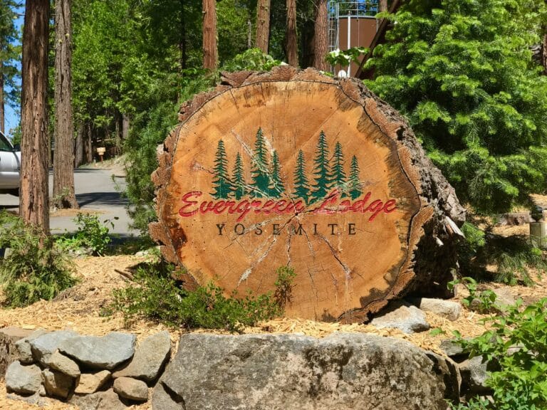 Where to Stay In Yosemite Evergreen Lodge